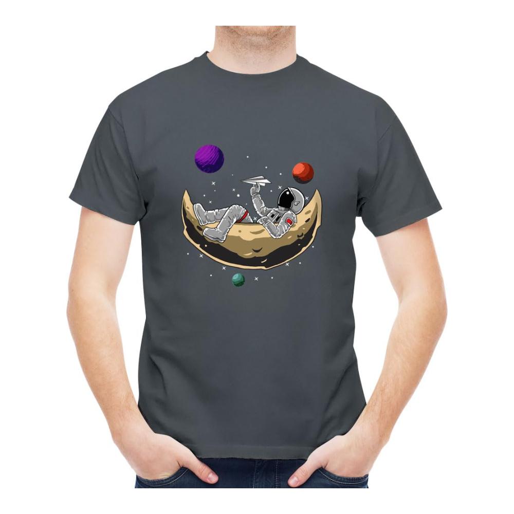 Astronaut und der Mond5